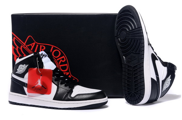 Jordan 1 Women AAA 4